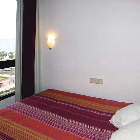 Nice Apartment In Benalmdena Costa With 1 Bedrooms, Wifi And Outdoor Swimming Pool เบนัลมาเดนา ภายนอก รูปภาพ